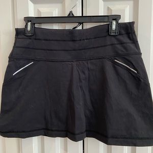 Athleta black skort, size small